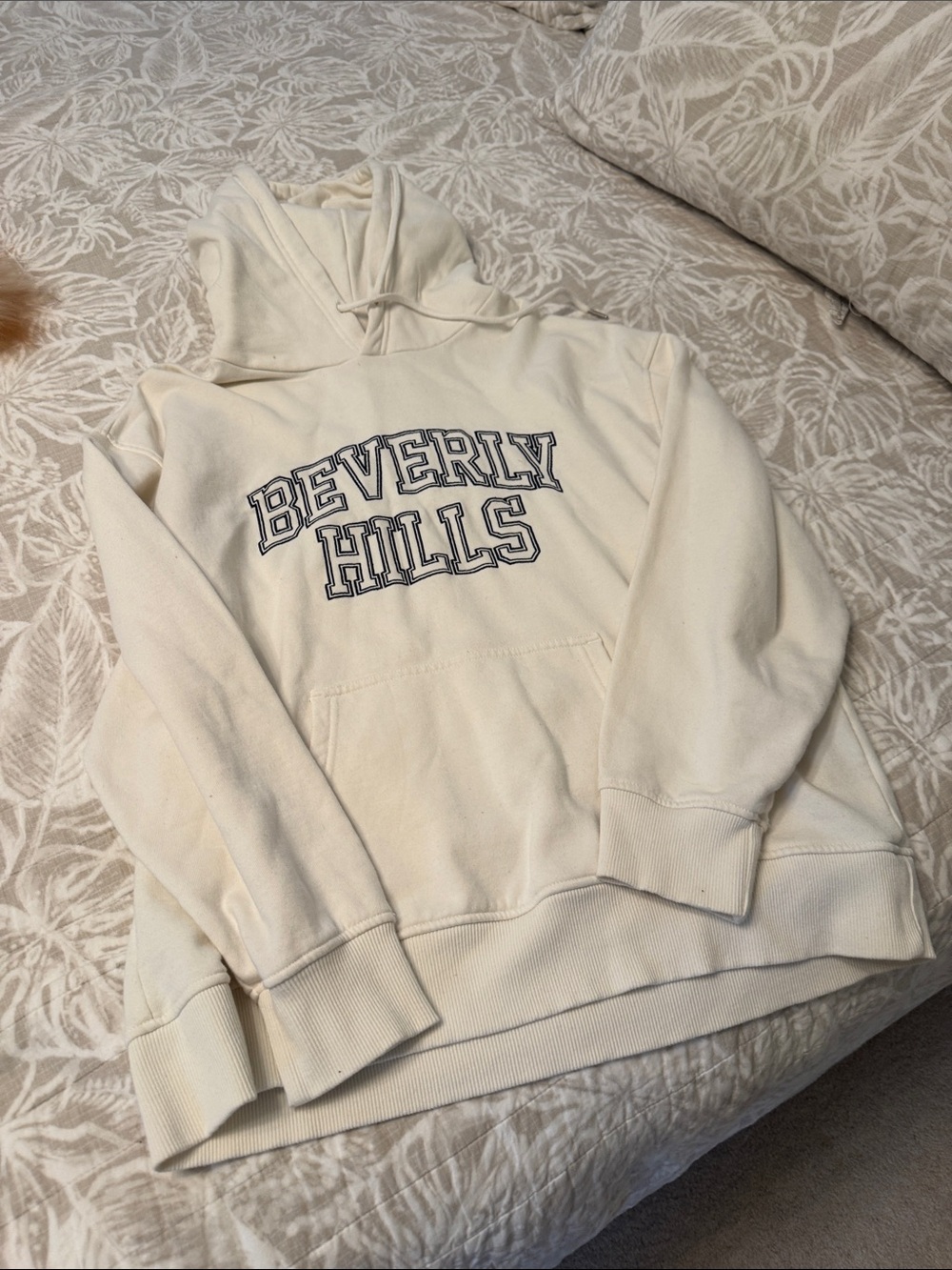 Garage Cream 'Beverly Hills' Crewneck Sweatshirt